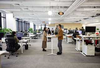 西安中年服饰零售